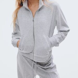 H&M Divided Light Gray Zip-Up Hoodie and sweatpants size small